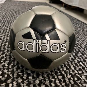 Adidas Mini Ball